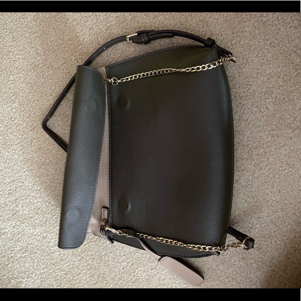 Cross body reversible bag